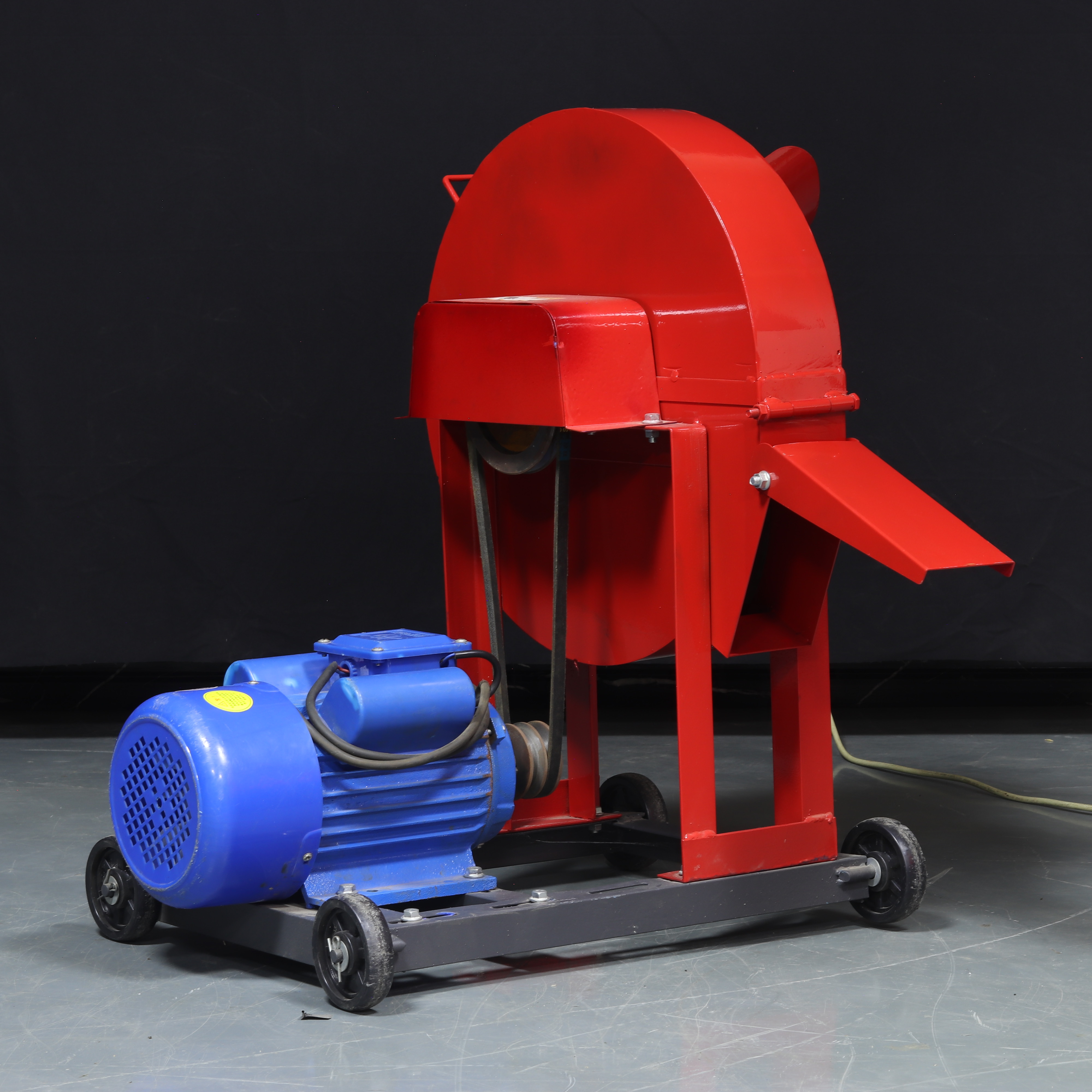 Household Electric Banana Tree Shredder Electric Kneading Machine for Farming Banana Tree Cutter Crusher